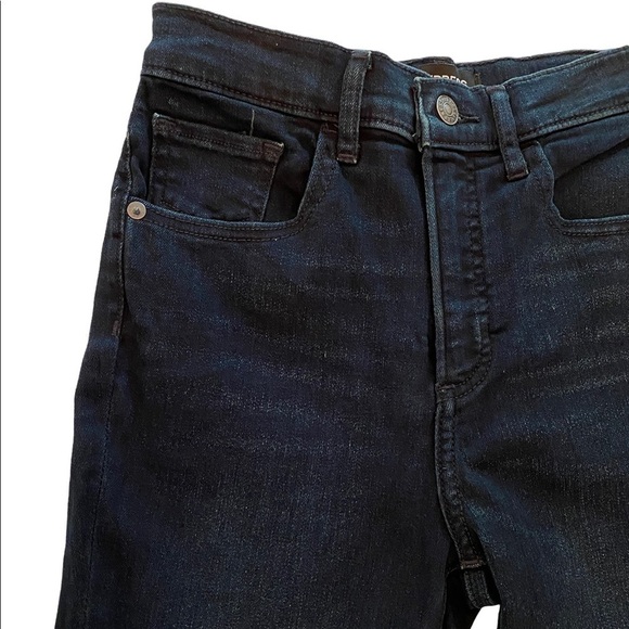 Express NWT High Rise Denim Perfect Legging Jeans - Picture 3 of 7